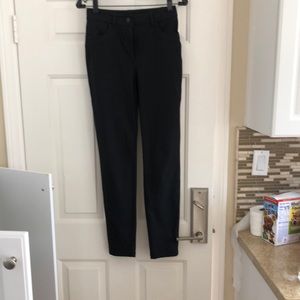 Women’s Lululemon black 5 pocket city pants 4